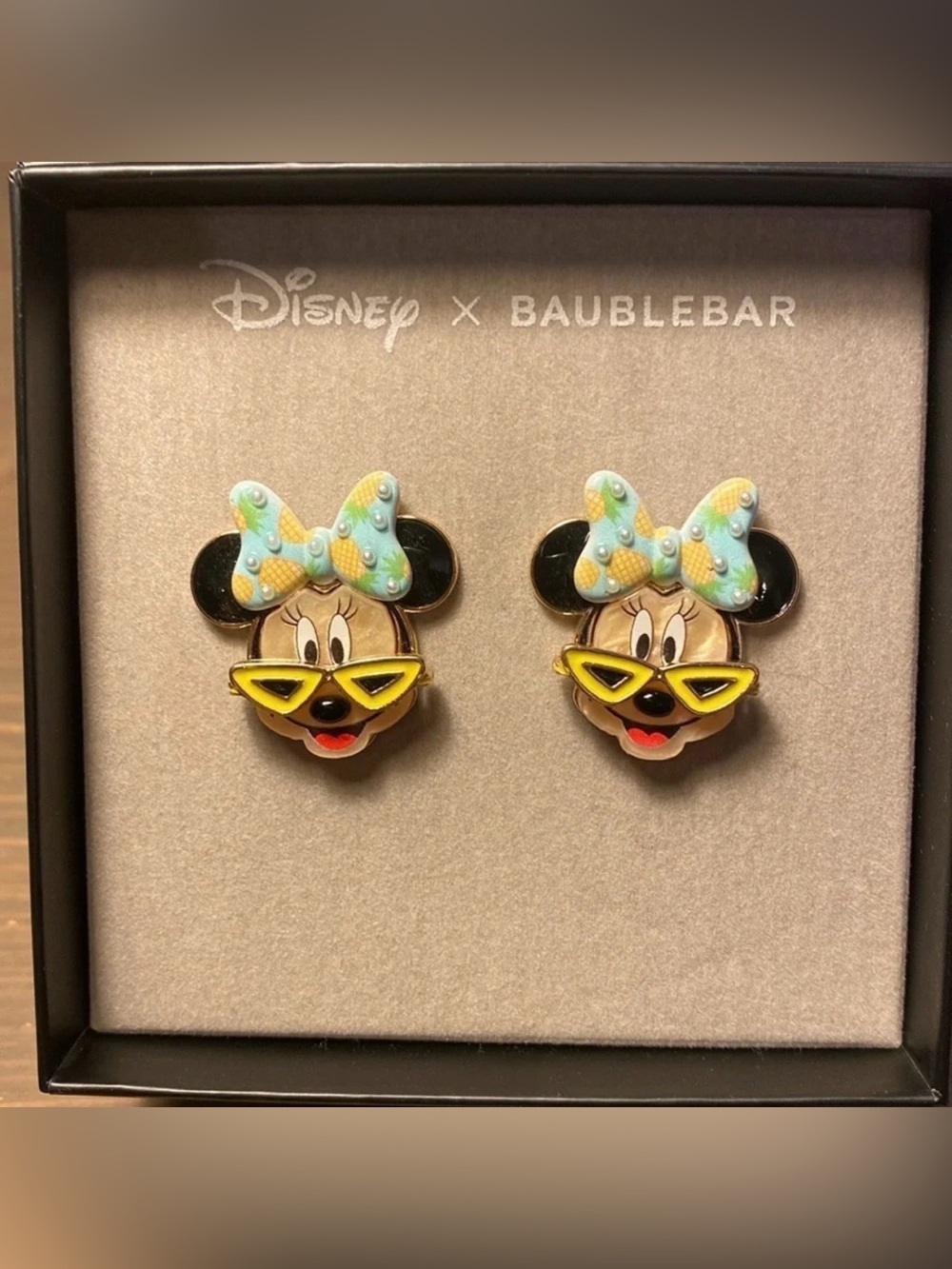 BaubleBar x Disney Minnie Mouse Pineapple Bow Stud Earrings NIB